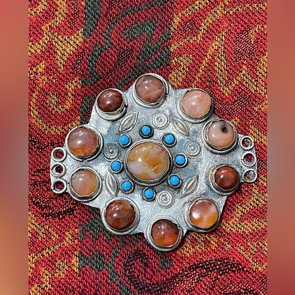 Antique Chinese Tibetan Silver Copper
Carnelian Cabochon Turquoise Trinket broch - Picture 3 of 8